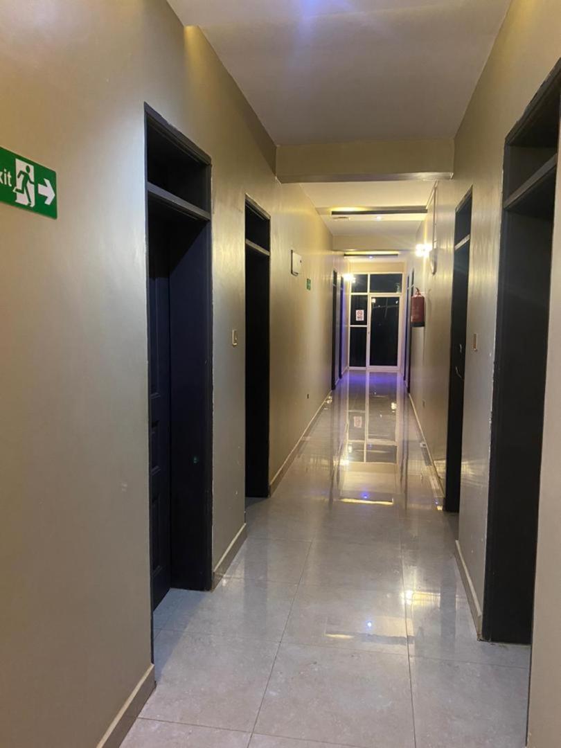 Javelin Hotel , Kampala, Uganda Tula Ngoại thất bức ảnh