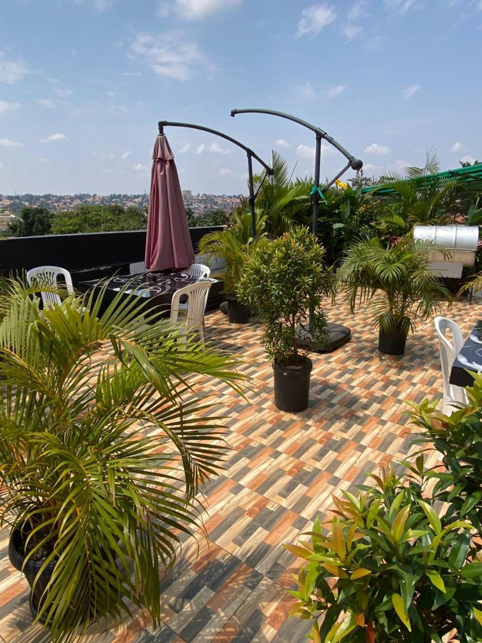 Javelin Hotel , Kampala, Uganda Tula Ngoại thất bức ảnh