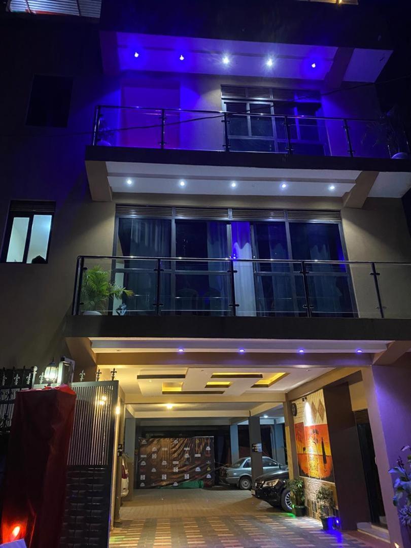 Javelin Hotel , Kampala, Uganda Tula Ngoại thất bức ảnh